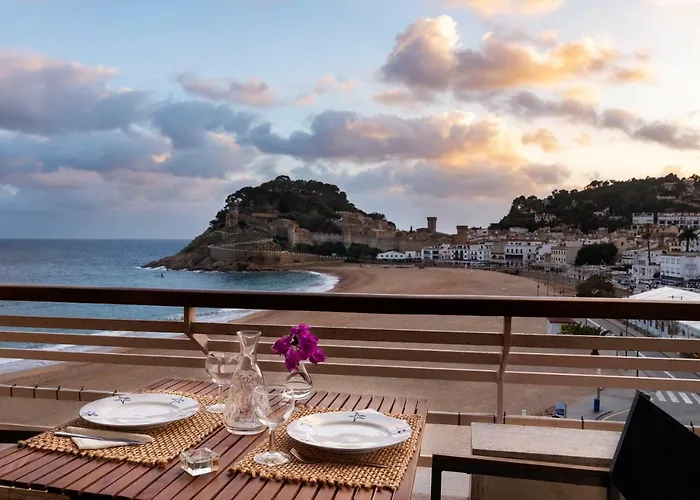 Edificio Tropicana トッサ・デ・マール