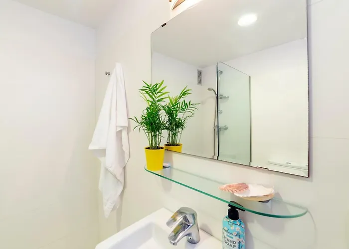 Edificio Tropicana アパート *