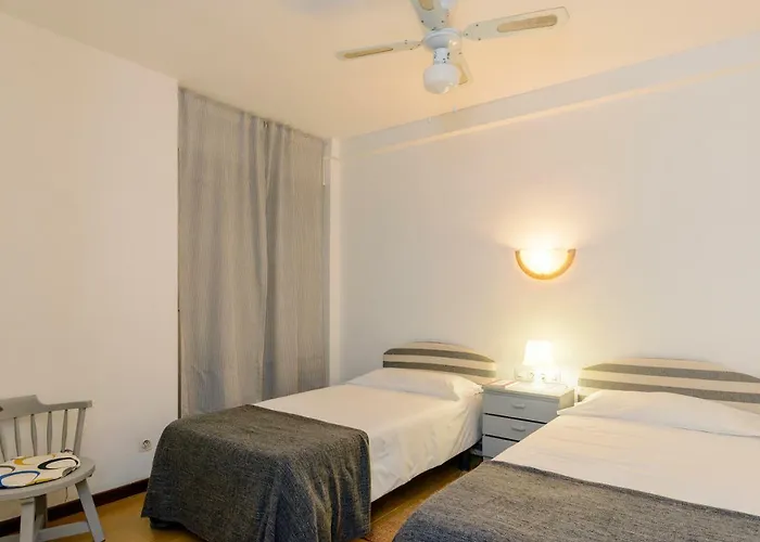 アパート Edificio Tropicana トッサ・デ・マール