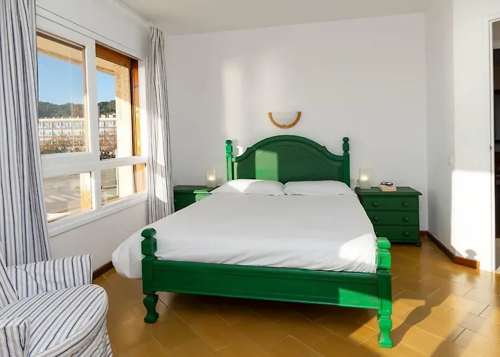 アパート Edificio Tropicana トッサ・デ・マール