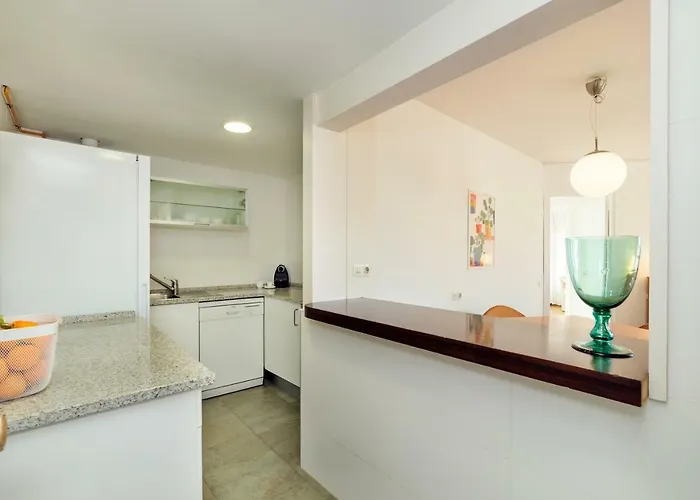 Edificio Tropicana トッサ・デ・マール